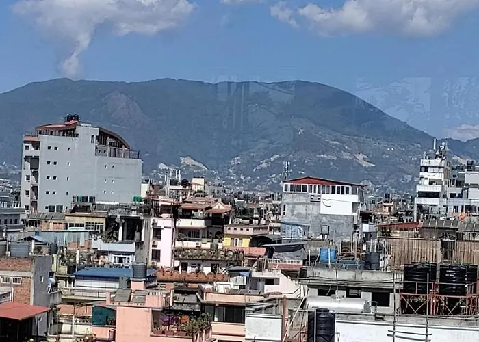 Hotel Nepalaya 3*
