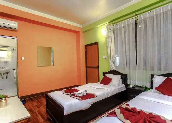 Hotel Nepalaya 3*